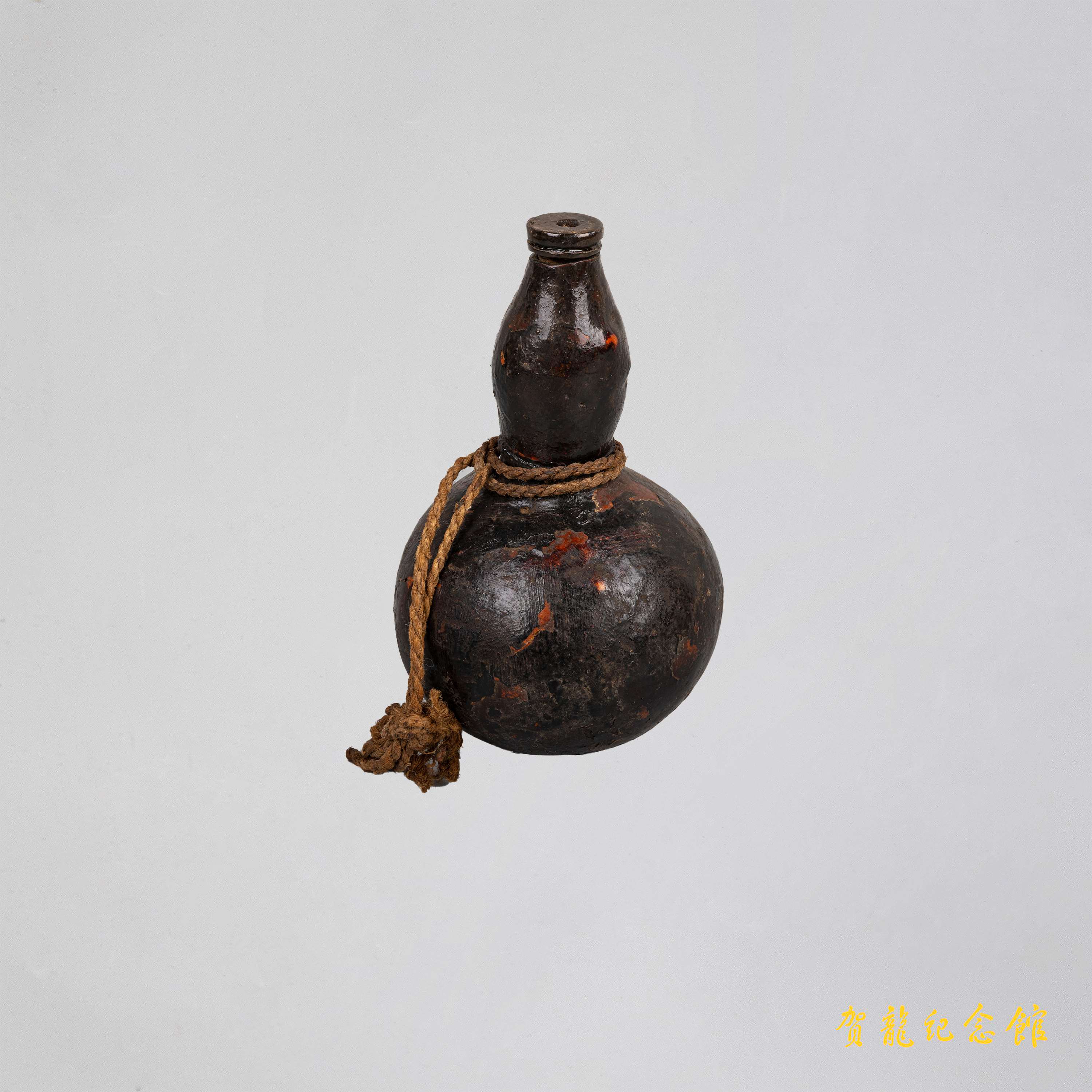 土地革命时期王炳南用过的酒葫芦