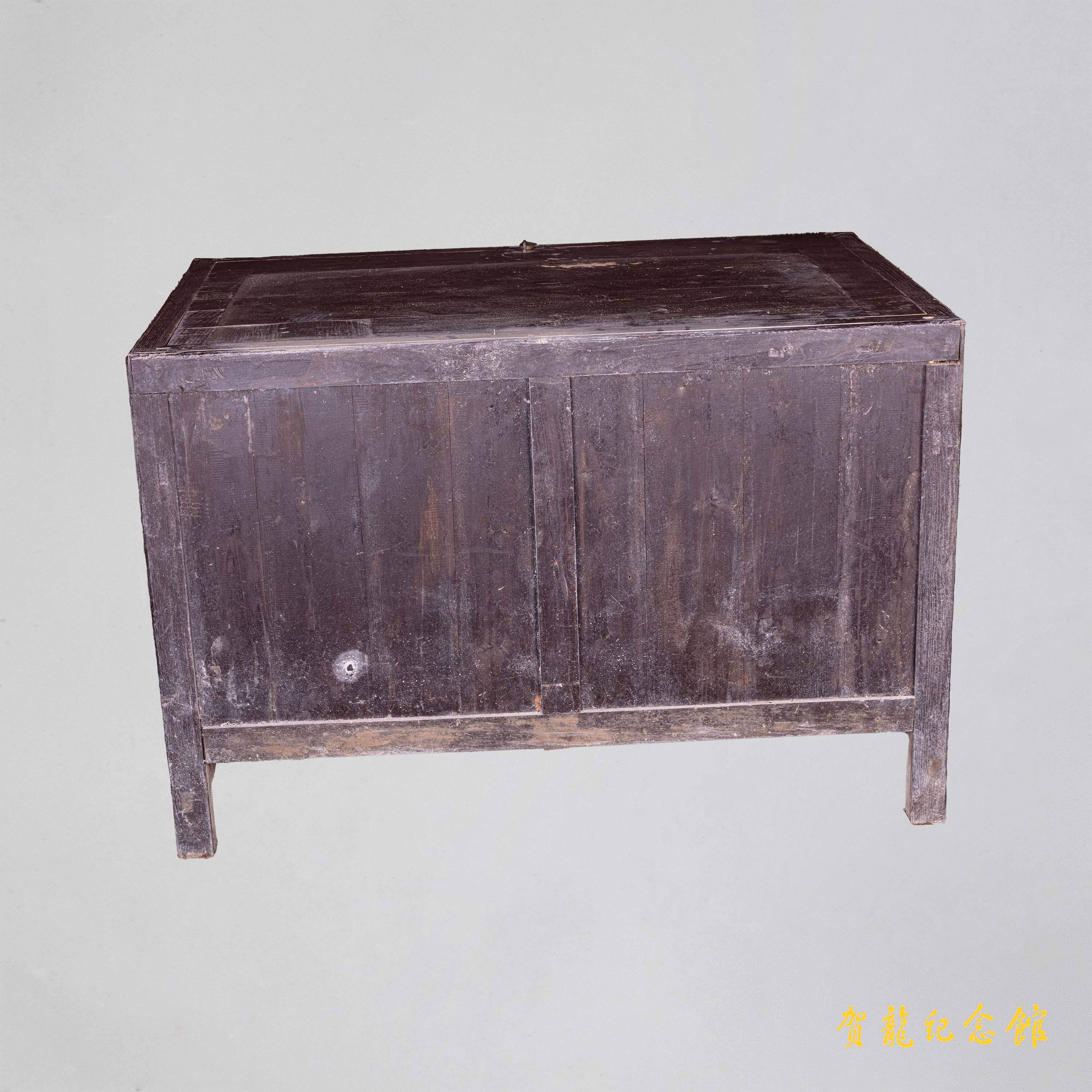 贺龙故居木制柜子