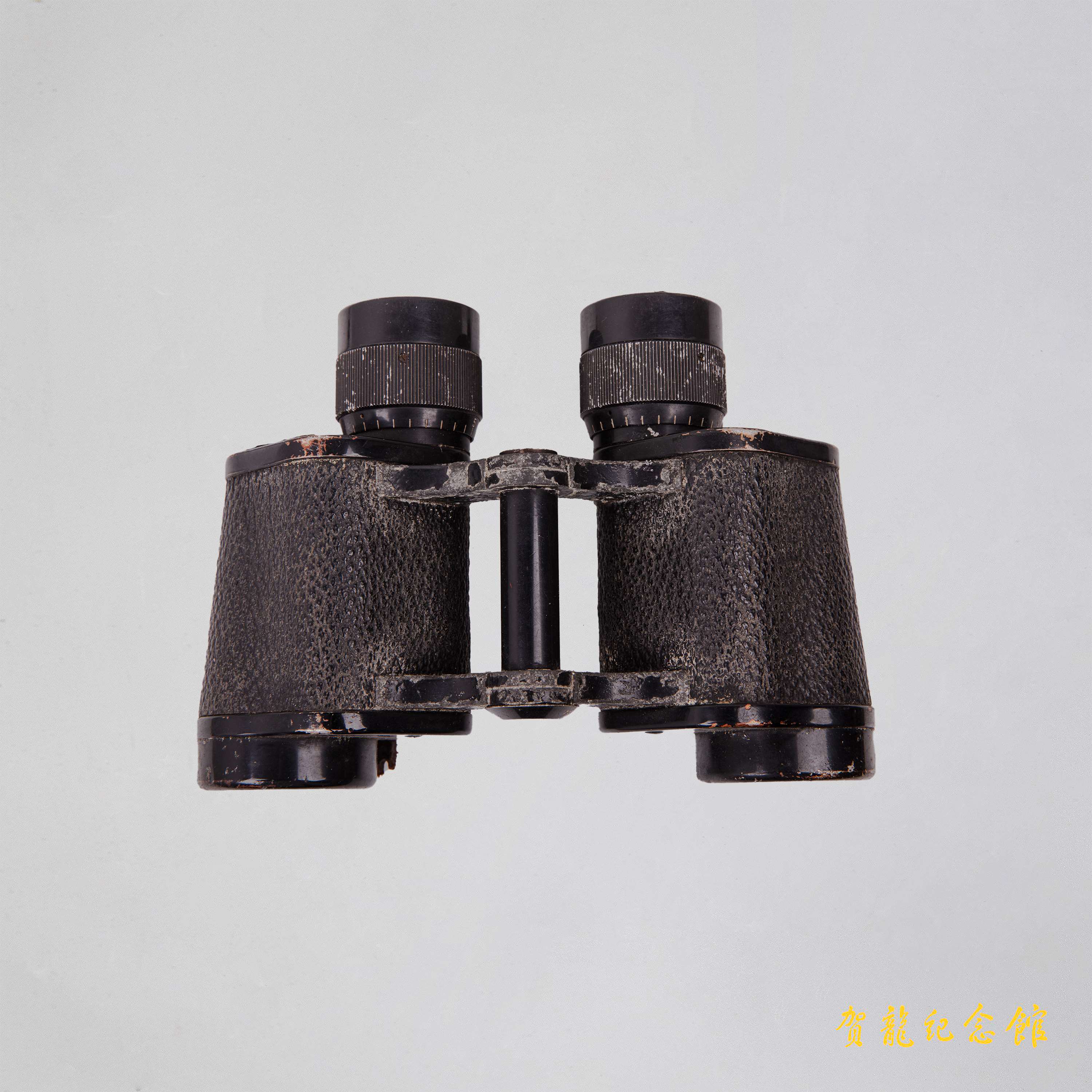抗日战争时期贺龙用过的望远镜
